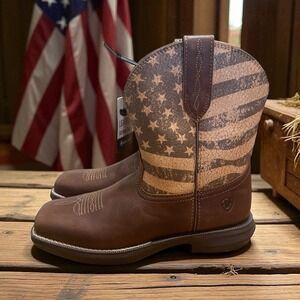 New Ariat Anthem Shortie Myra Brown USA Flag| Military WESTERN 8 $130 🤠